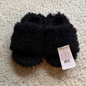 Crocs Women’s Black Fuzzy Slippers